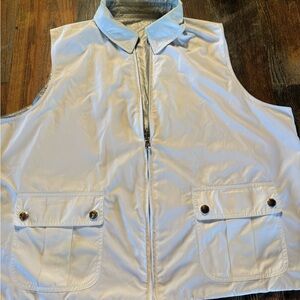 Womens White Sleeveless vest size os lightweight